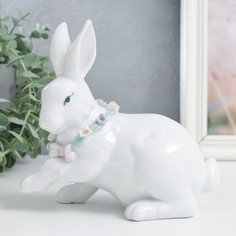 Сувенир керамика "Белая зайка с розовым бантом и розочками" 15х8х15 см No Brand