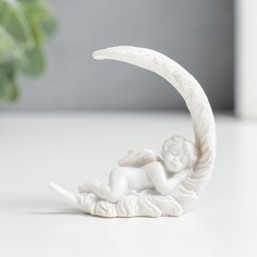 Сувенир полистоун "Спящий белоснежный ангел на пёрышке" 5,2х4,5х2,6 см No Brand