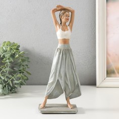 Сувенир "Девушка, практикующая йогу" 11х6,5х27 см No Brand