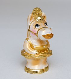 15973 Фигурка гипсовая "Лошадь Анжела" зол. No Brand