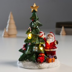 Сувенир полистоун свет "Дед Мороз у нарядной ёлочки" 11х9,5х14,5 см No Brand