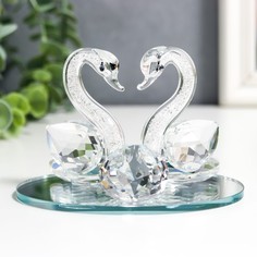 Сувенир стекло "Лебеди со стразой" бисер 11х7х7 см No Brand