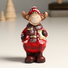 Сувенир керамика "Лосик в красном пуховике, держит звёздочку" 7,3х6,8х12,6 см No Brand