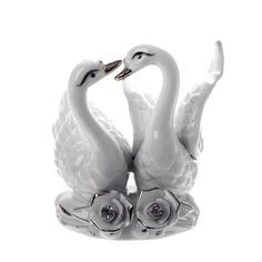 Сувенир "2 лебедя с розами" со стразами 9,5х10х7 см No Brand