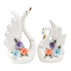 Сувенир керамика Два белых лебедя с цветами набор 2 шт 21,5х7,5х15,5 28х7,5х15,5 см No Brand