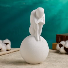 Фигура "Одиночество" белая, 20см Хорошие сувениры