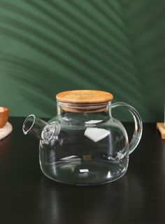 Чайник стеклянный заварочный с бамбуковой крышкой и металлическим фильтром Magistro Эко, 1 No Brand