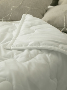 Одеяло стеганное 1,5 спальное, облегченное всесезонное, Файбер 145х200 см, 200 гр/м2 Baby Nice