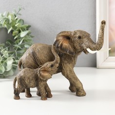 Статуэтка 9700595 Слон со слонёнком на прогулке 17х10х13,7 см No Brand