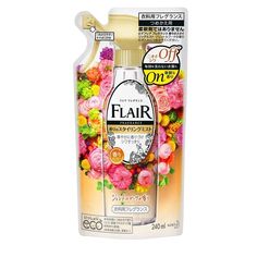 KAO Кондиционер-спрей Humming для тканей элегантный аромат цветочного букета 240 мл КАО