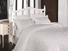 Постельное белье из сатина KARVEN N026 SWETA WHITE 50х70 (2шт), 70х70 (2шт) семейное
