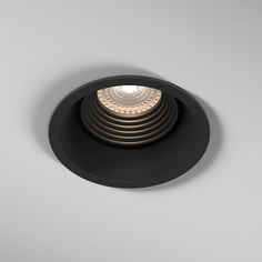 Встраиваемый светильник Elektrostandard Punto 25016/01 черный GU10 круглый поворотный