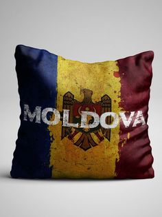 Подушка декоративная именная Молдова No Brand