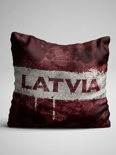 Подушка декоративная именная Латвия No Brand