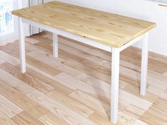 Стол кухонный Solarius Классика дерево 140х70х75, лакированный с белыми ножками