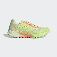 Кроссовки женские Adidas H03191 зеленые 36 RU