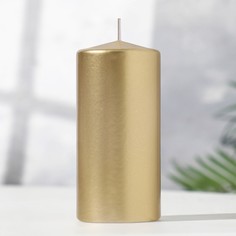 Свеча - цилиндр парафиновая, лакированная, золотой металлик, 5,6×12 см No Brand
