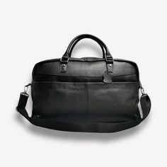 Дорожная сумка унисекс PouchMan 220924 черная, 50,5x30,5x20,5 см