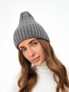 Шапка женская RESIN hatW серая р.54-60