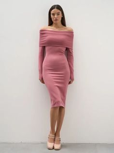 Платье женское Viaville DR247 розовое 44-46 RU