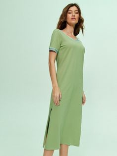 Платье женское ZAVI 0276 зеленое 44/164