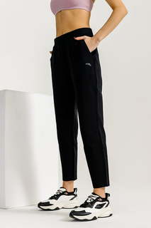 Спортивные брюки женские Anta Training A-SPORTS SHAPE 862317322 черные XS