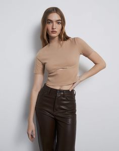 Топ женский Gloria Jeans GKT022881 бежевый M (44-46)