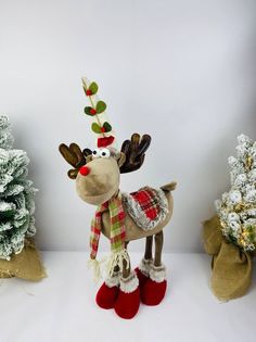 Фигурка новогодняя Merry Christmas 16854 1шт Олень