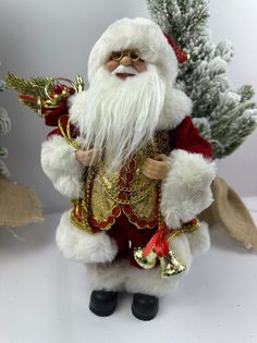 Фигурка новогодняя Merry Christmas Дед Мороз в красной шубе с колокольчиками в руке 30х17