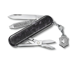 Нож Victorinox перочинный Classic Brilliant Carbon, черный, 5,8х1,8х1 см, 0.6221.90