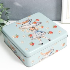 Шкатулка металл квадрат Малышка с чайной парой 5,8х17х17 см No Brand