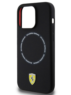 Чехол Ferrari для iPhone 15 Pro с покрытием Soft-touch и функцией MagSafe, черный