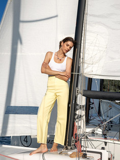 Джинсы женские wide leg в желтом оттенке Mark Formelle
