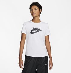 Футболка женская Nike W Sportswear Essentials Logo T-Shirt белая S