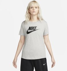 Футболка женская Nike W Sportswear Essentials Logo T-Shirt серая XL