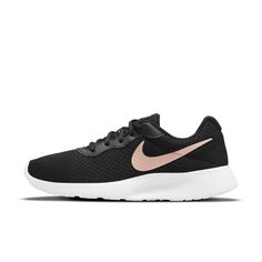 Кроссовки женские Nike Tanjun черные 5.5 US