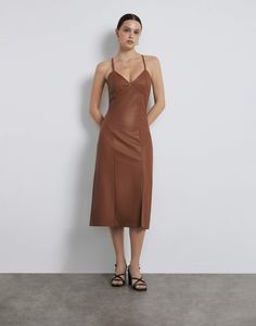 Платье женское Gloria Jeans GDR027585 коричневое M (44-46)