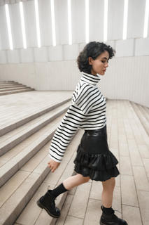 Свитер женский Incity 1.1.2.23.01.05.02402/002122 белый XS