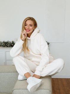 Худи женское Ohana market Star белое 46 RU
