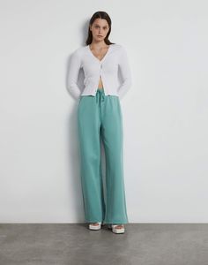 Спортивные брюки женские Gloria Jeans GAC022676 зеленые XXS/158 (36-38)