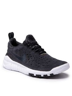 Спортивные кроссовки мужские Nike Free Run Trail CW5814 001 серые 42.5 EU