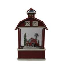 Сувенир Merry Christmas WDL-2118, 15164 "Домик" "Снеговик и трактор во дворе домика"