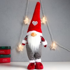 Кукла интерьерная "Дед Мороз только нос, в колпаке с сердечком" 43х16х10 см No Brand