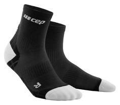 Женские ультралегкие компрессионные носки CEP Ultralight Short Socks/Черный (II)