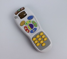 Развивающая игрушка Музыкальный Пульт Умняга, белый No Brand