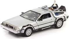 Модель машинки – реплика Back To The Future:Part II – Delorean Time Machine (масштаб 1:24) Welly