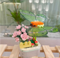 Конструктор MOAI Розы цветы с бабочкой 3D в горшке, пластиковый, 150 дет