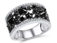 Кольцо из серебра р. 19 VALTERA 117614, шпинель\фианит