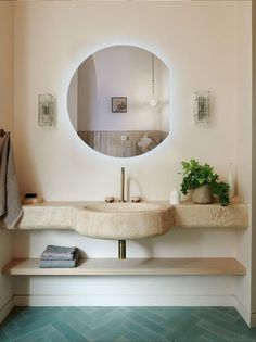 Зеркало для ванной Eclipse 70*60 круглое с правым срезом с холодной LED-подсветкой No Brand