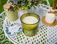 Ароматическая свеча ВАЙБ: СВЕЖИЕ ТРАВЫ, в стеклянном стакане, 10 см, Koopman International